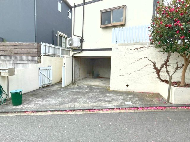 葉山町一色 中古戸建て