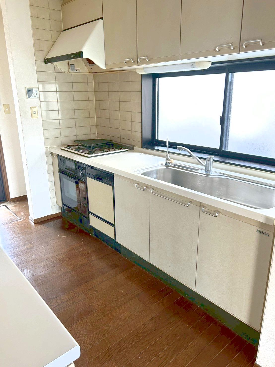 七里ガ浜東5丁目　大型中古住宅