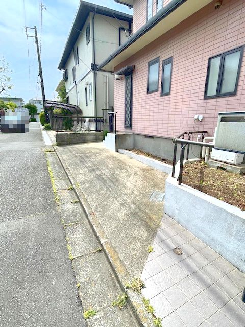 七里ガ浜東5丁目　大型中古住宅