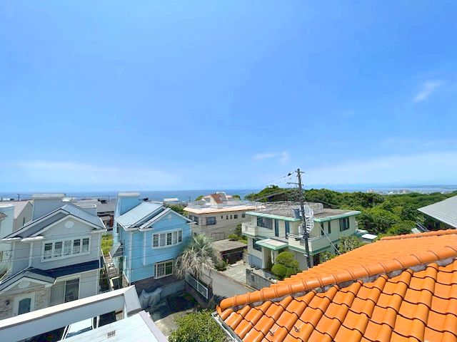 七里ガ浜２丁目築浅 海見え住宅
