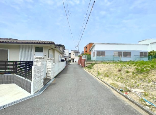 腰越1丁目 売土地 2区画