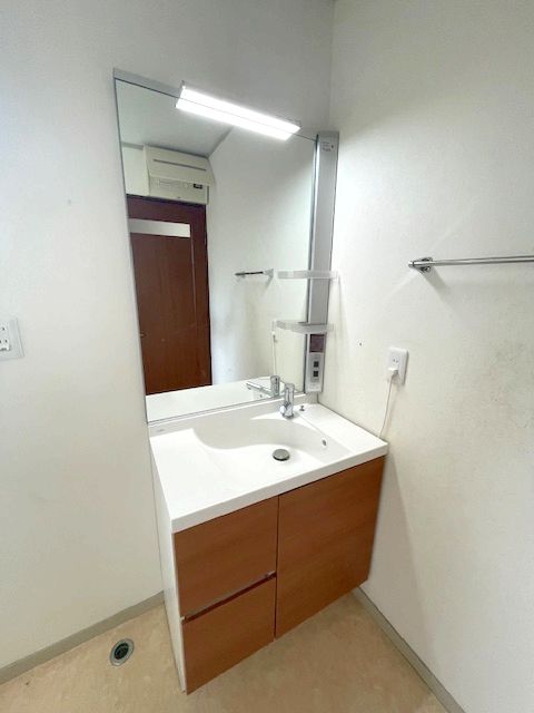 七里ガ浜東4丁目中古戸建て