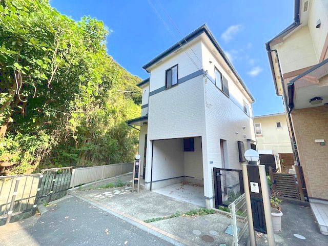 稲村ガ崎2丁目 リフォーム済！戸建