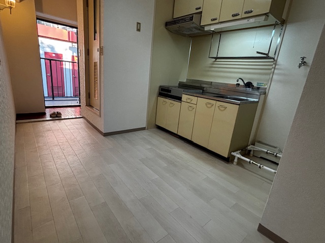 ハイラーク本牧　1階角部屋