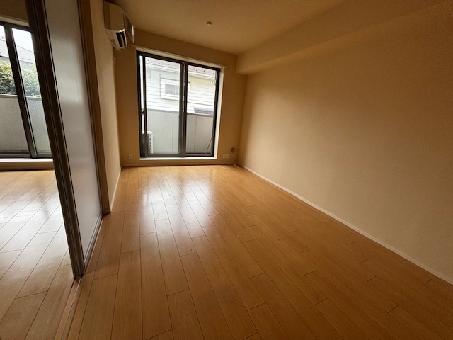 メゾンコート七里ガ浜　2階角部屋