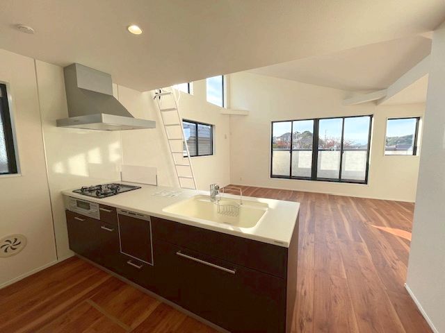 腰越1丁目新築2棟（完成）