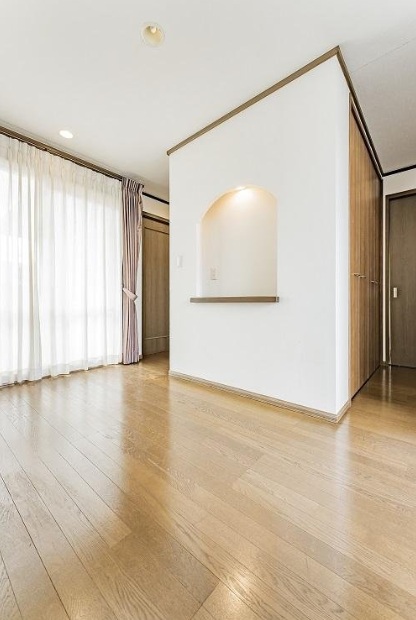 腰越1丁目 東南角地 中古住宅