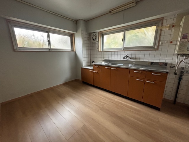 東洋ハイム　2階